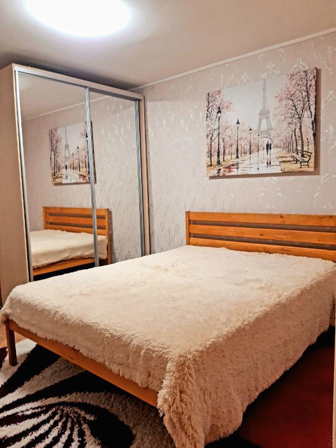 Appartement Шевченко 2 à Kropyvnytsky Extérieur photo